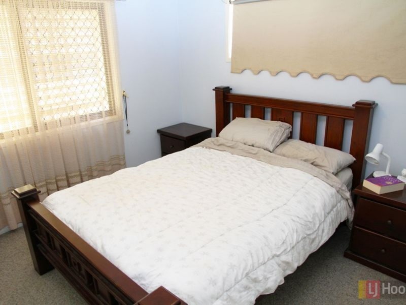 82 Cambridge Street, Rothwell QLD 4022