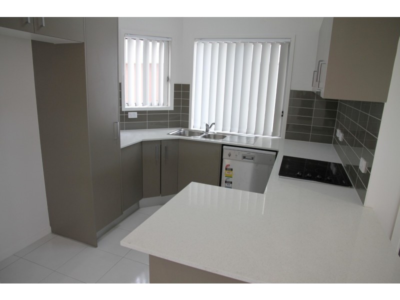 1/27 Tilley Street, Redcliffe QLD 4020