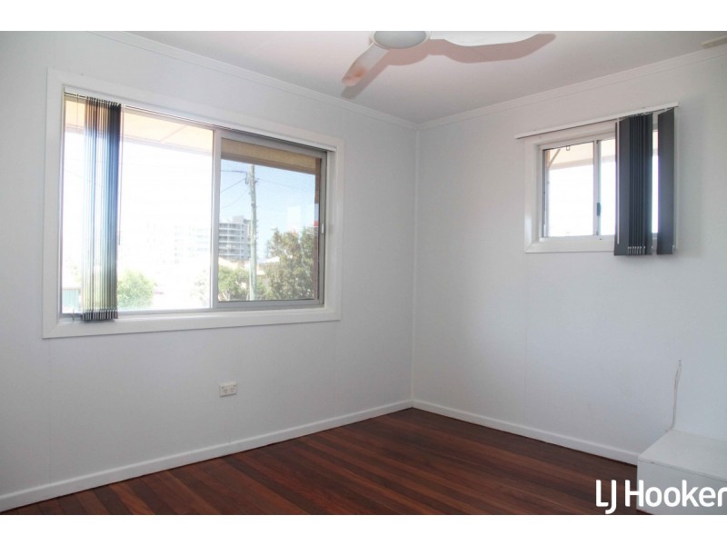 1 Langdon Avenue, Margate QLD 4019