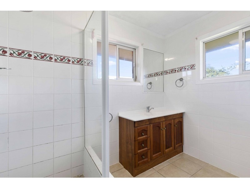 1 Langdon Avenue, Margate QLD 4019