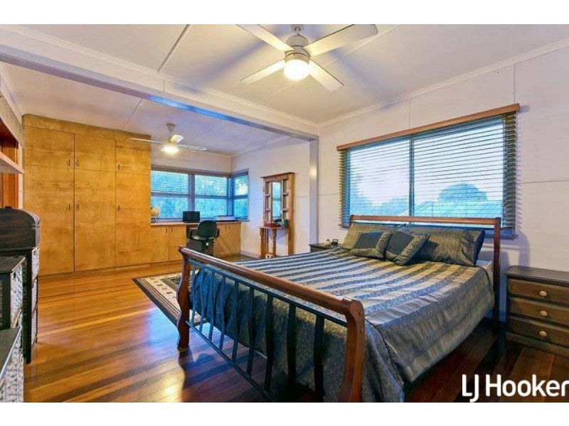 8 Garsden Street, Redcliffe QLD 4020