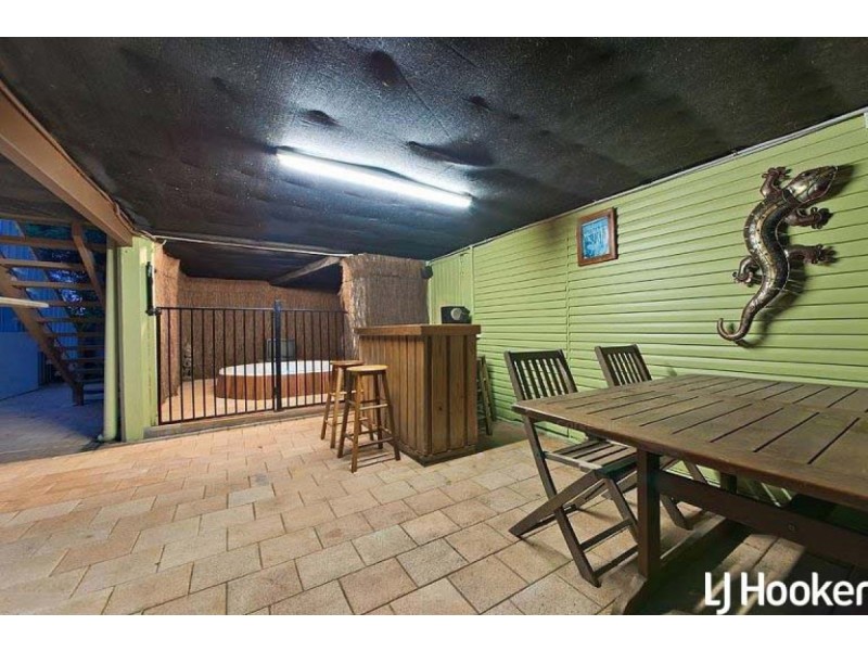 8 Garsden Street, Redcliffe QLD 4020