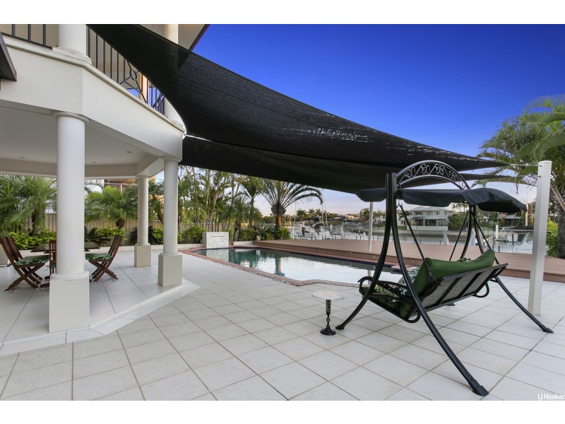 19 Defender Court, Newport QLD 4020