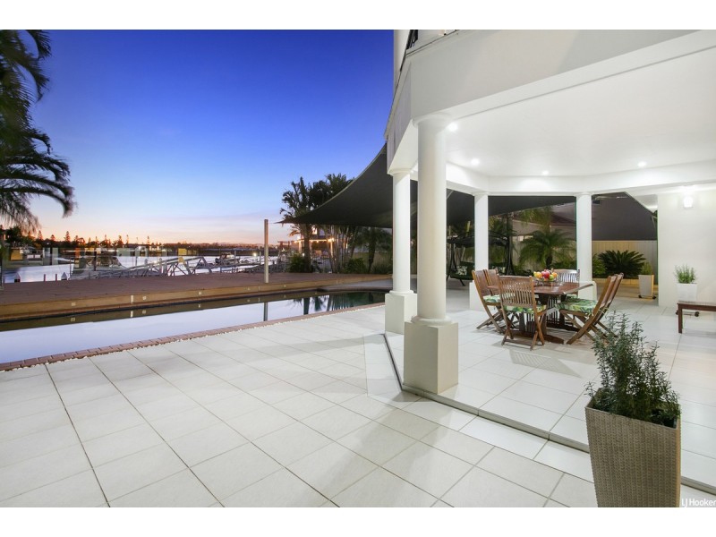 19 Defender Court, Newport QLD 4020