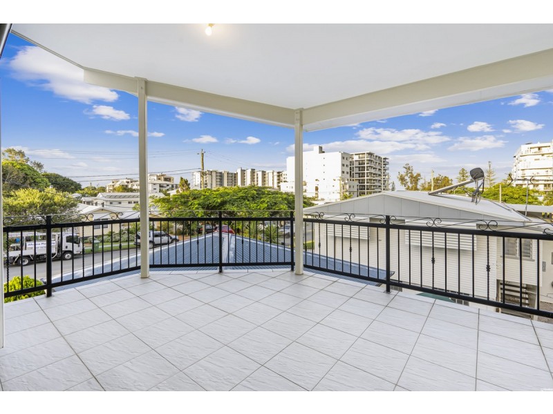 15 Bunton Street, Scarborough QLD 4020