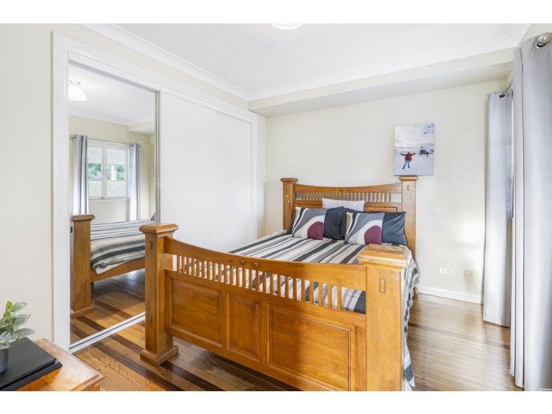 15 Bunton Street, Scarborough QLD 4020