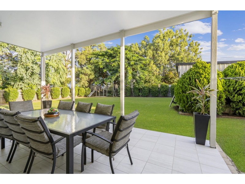 15 Bunton Street, Scarborough QLD 4020