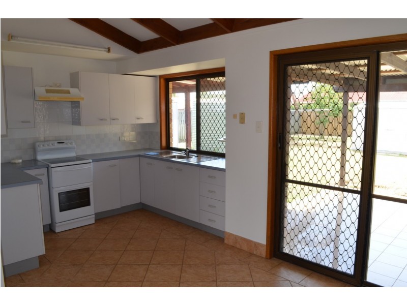 6 Arafura Court, Kippa-ring QLD 4021