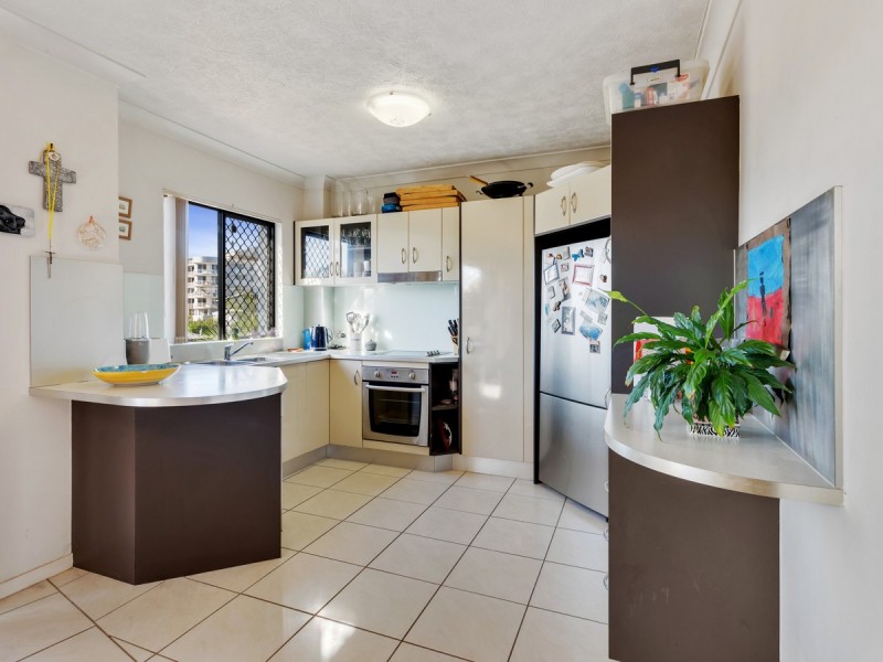 2/69 John Street, Redcliffe QLD 4020