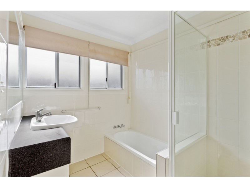 19 Maine Road, Clontarf QLD 4019