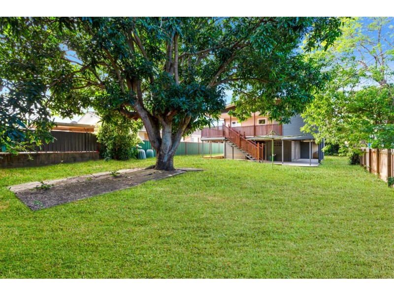 19 Maine Road, Clontarf QLD 4019