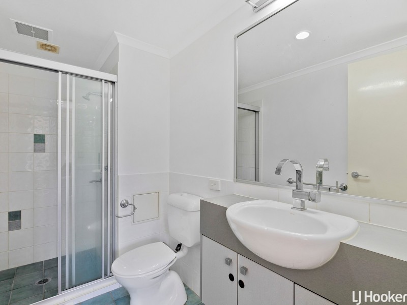 10/82-86 Mein Street, Scarborough QLD 4020