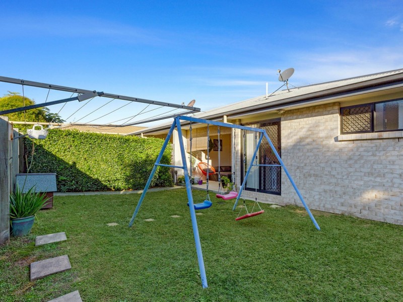 1/8 Lady Bowen Parade, Rothwell QLD 4022
