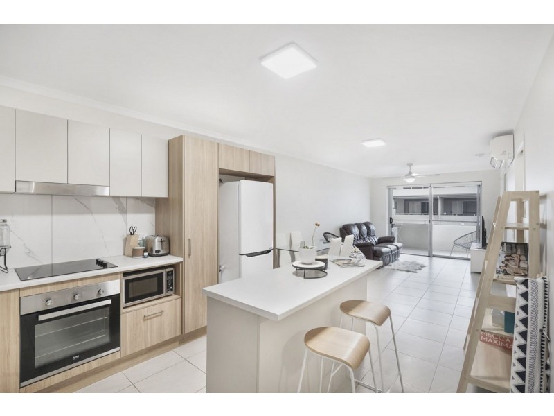 323/27 Webster Road, Deception Bay QLD 4508