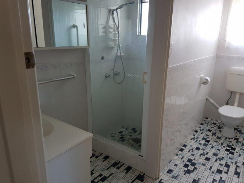 1/18 Alkooie Avenue, Clontarf QLD 4019