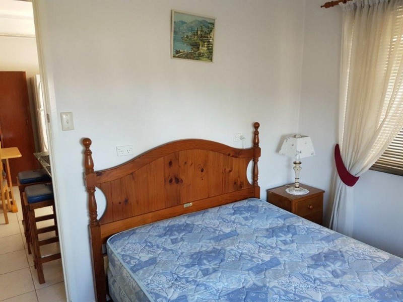 1/18 Alkooie Avenue, Clontarf QLD 4019