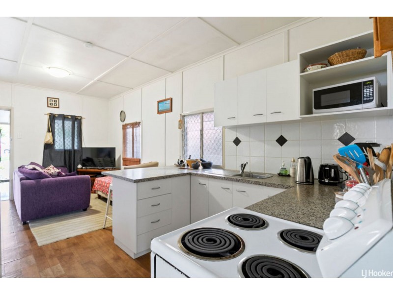 36 Ella Street, Redcliffe QLD 4020
