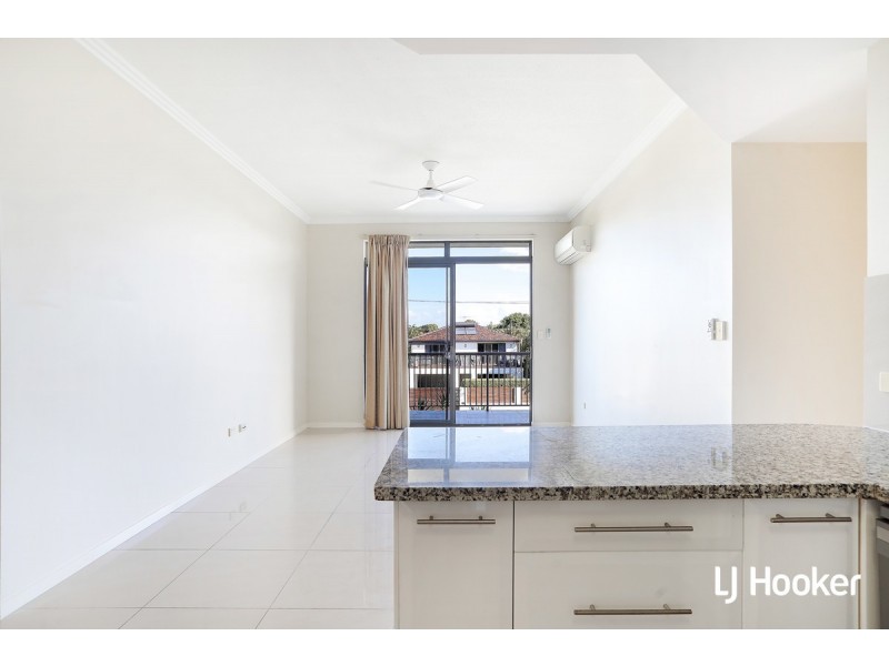 10/32 Rock Street, Scarborough QLD 4020
