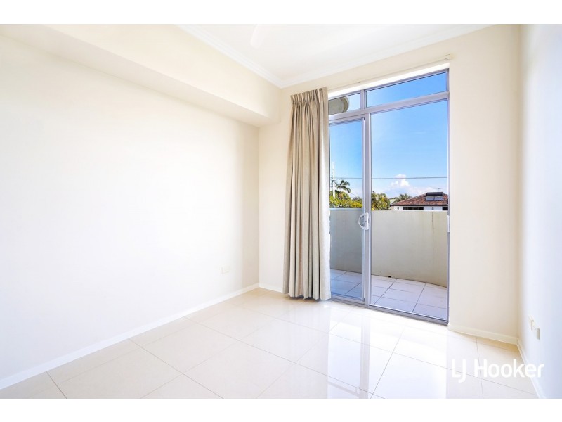 10/32 Rock Street, Scarborough QLD 4020