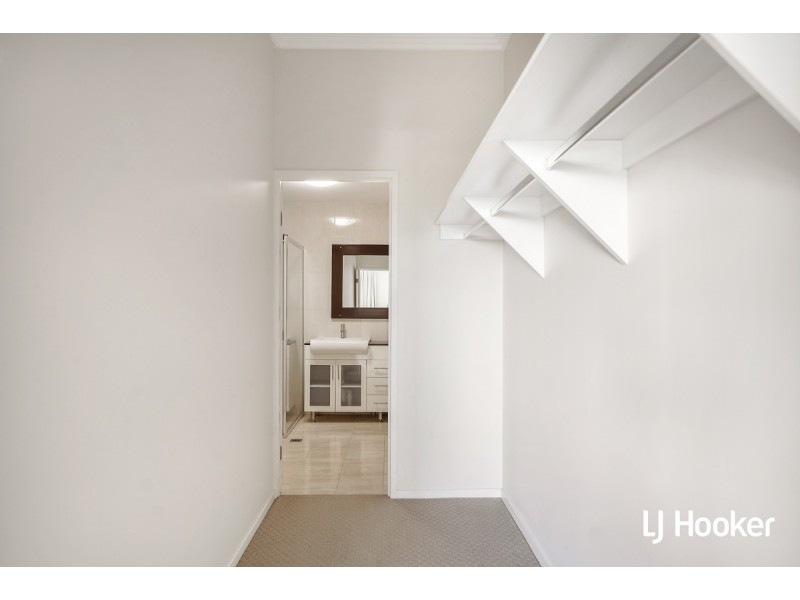 10/32 Rock Street, Scarborough QLD 4020