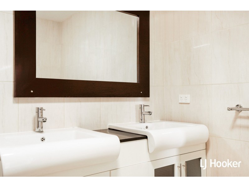 10/32 Rock Street, Scarborough QLD 4020