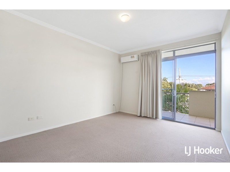 10/32 Rock Street, Scarborough QLD 4020