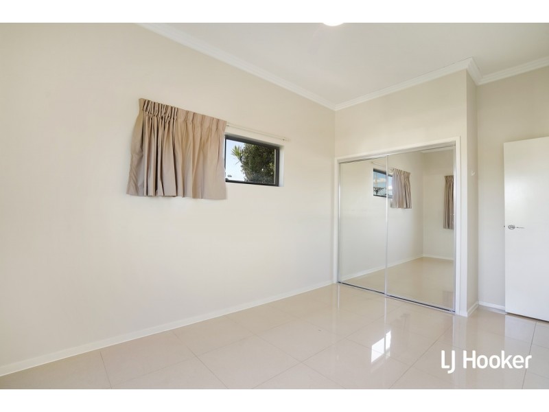 10/32 Rock Street, Scarborough QLD 4020