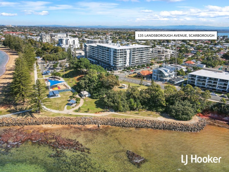 135 Landsborough Avenue, Scarborough QLD 4020
