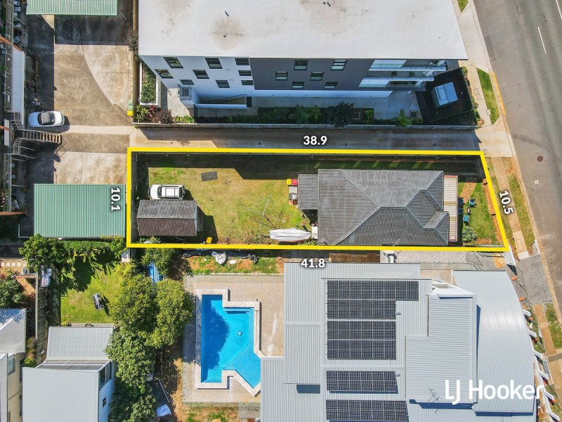 135 Landsborough Avenue, Scarborough QLD 4020