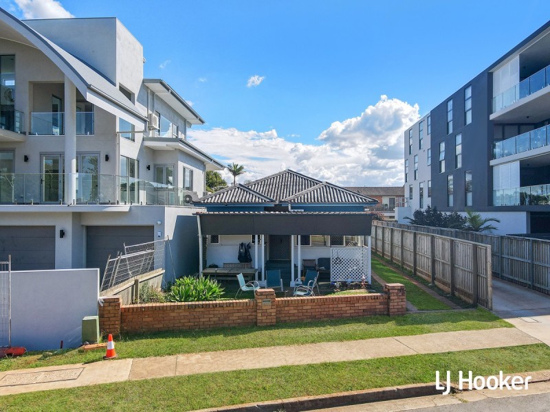 135 Landsborough Avenue, Scarborough QLD 4020