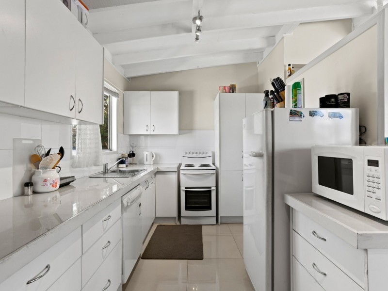 130 Klinger Road, Redcliffe QLD 4020