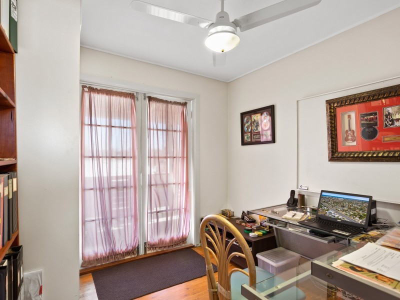 130 Klinger Road, Redcliffe QLD 4020