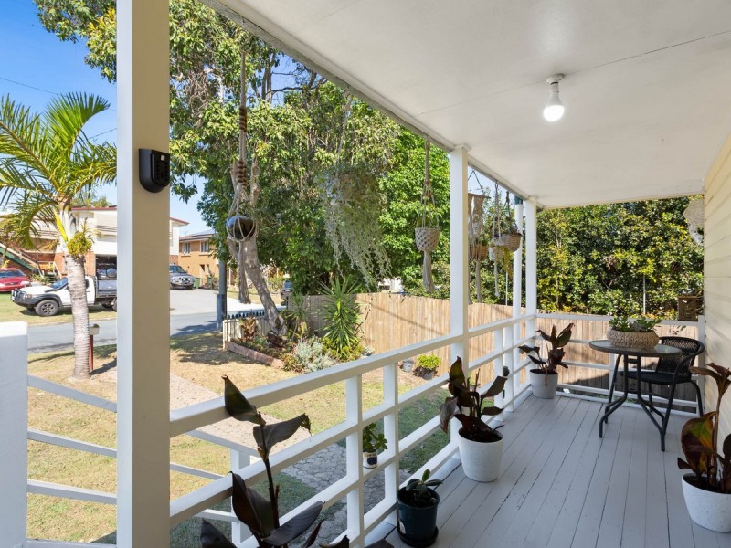 25 Pownall Crescent, Margate QLD 4019