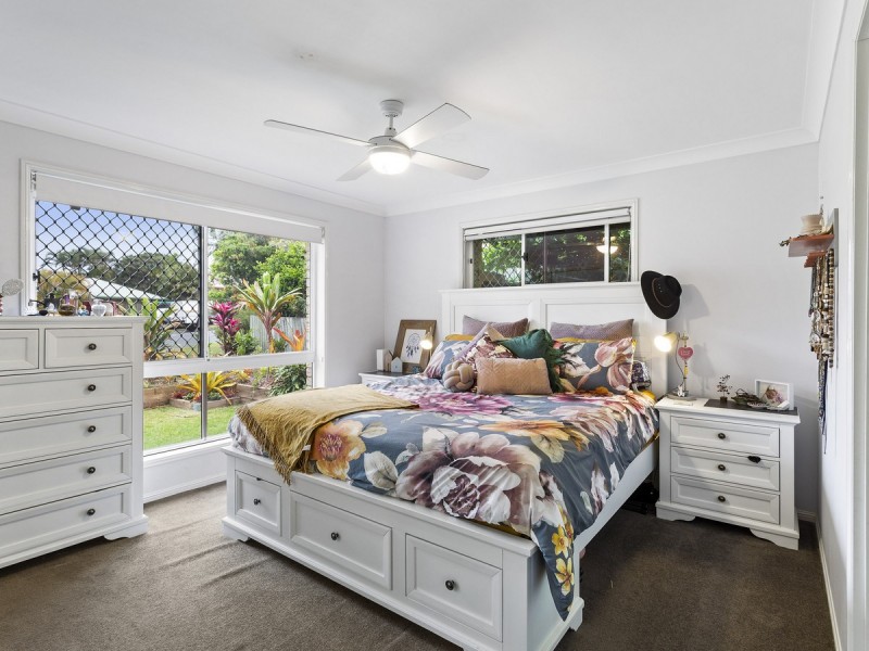 6 Duchess Street, Clontarf QLD 4019