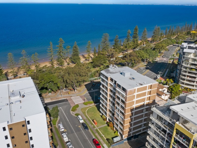 2/51 Marine Parade, Redcliffe QLD 4020