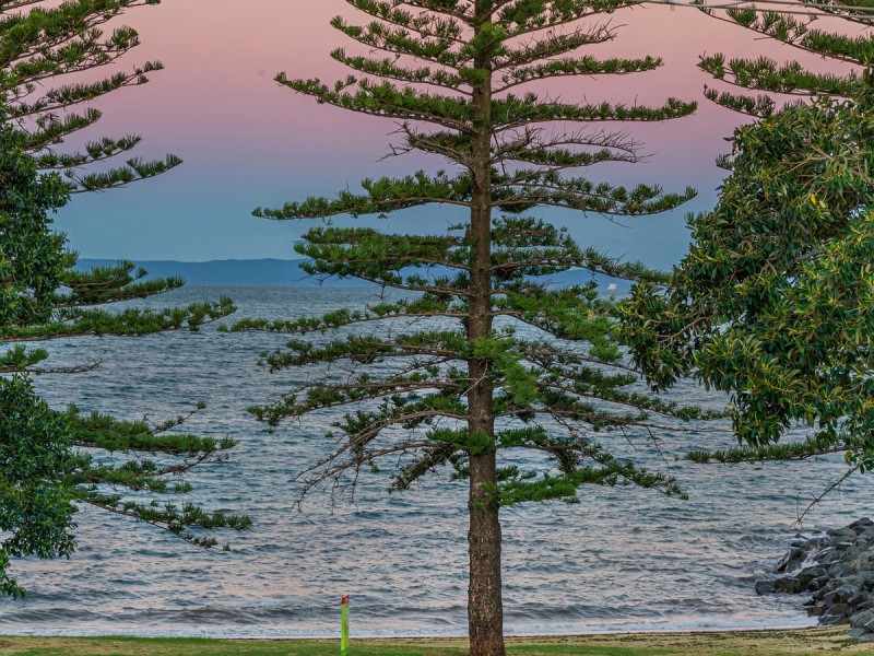 21 Kennedy Esplanade, Scarborough QLD 4020