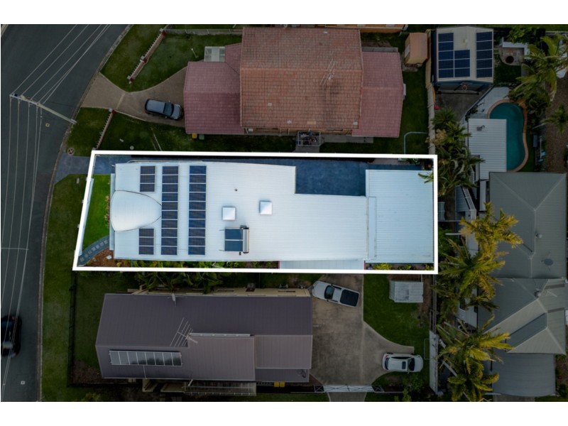 21 Kennedy Esplanade, Scarborough QLD 4020