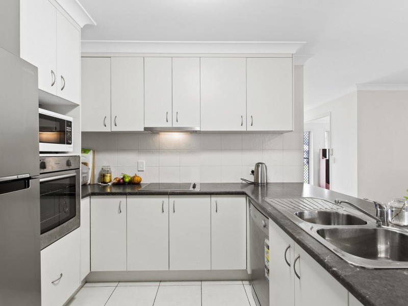 11/1-9 Moreton Downs Drive, Deception Bay QLD 4508