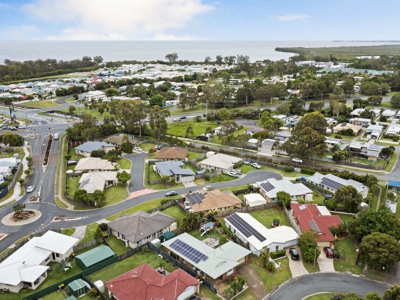 11/1-9 Moreton Downs Drive, Deception Bay QLD 4508