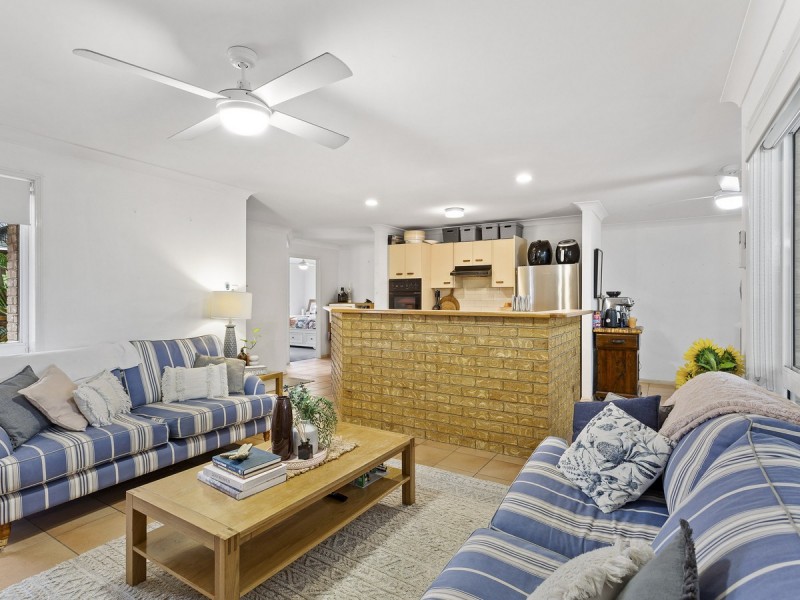 6 Duchess Street, Clontarf QLD 4019