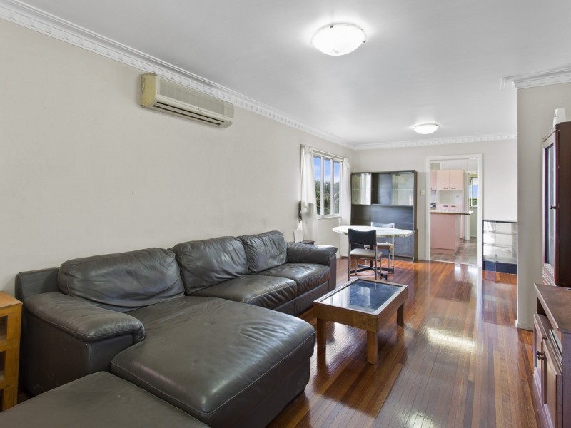 43 Ella Street, Redcliffe QLD 4020