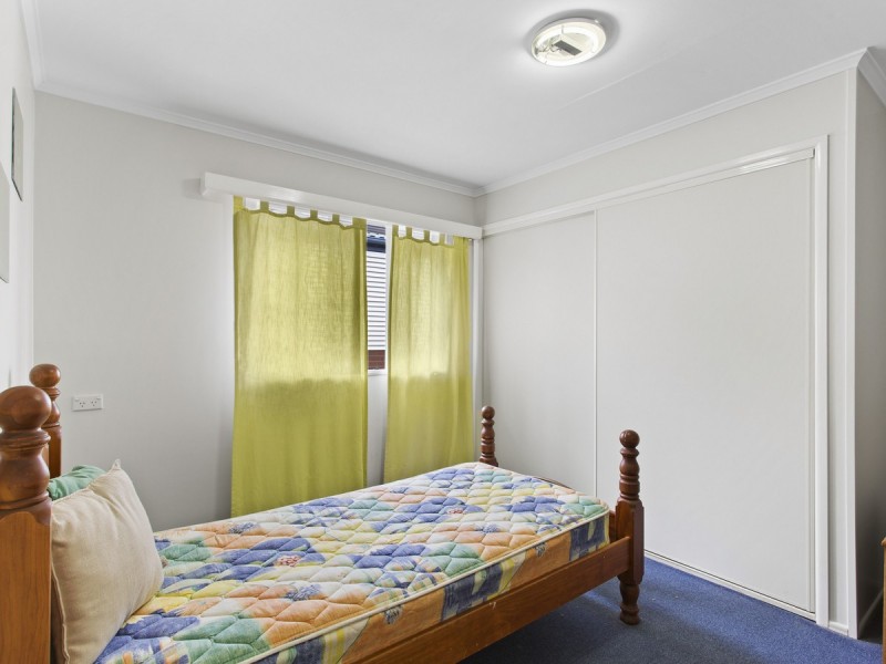 43 Ella Street, Redcliffe QLD 4020