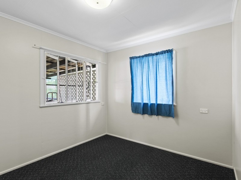 43 Ella Street, Redcliffe QLD 4020