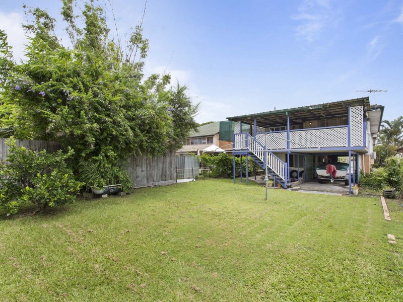 43 Ella Street, Redcliffe QLD 4020