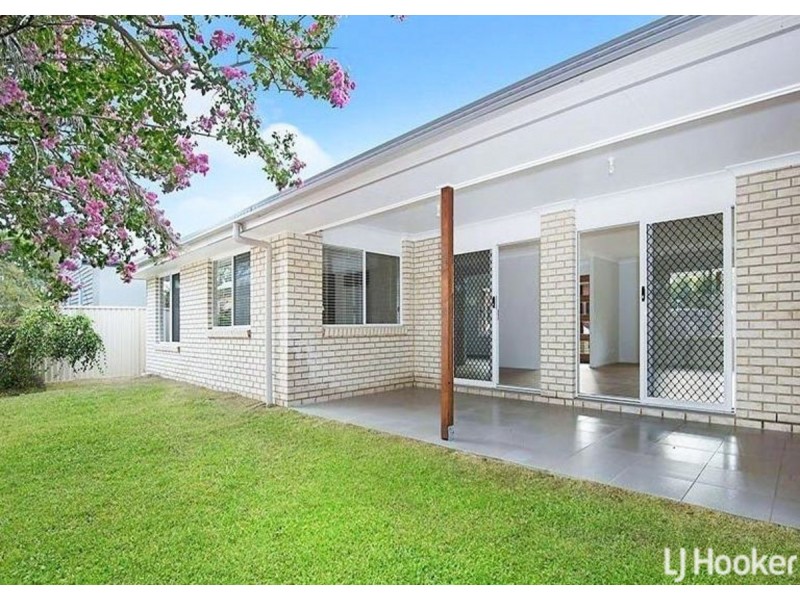2 Mein Street, Scarborough QLD 4020
