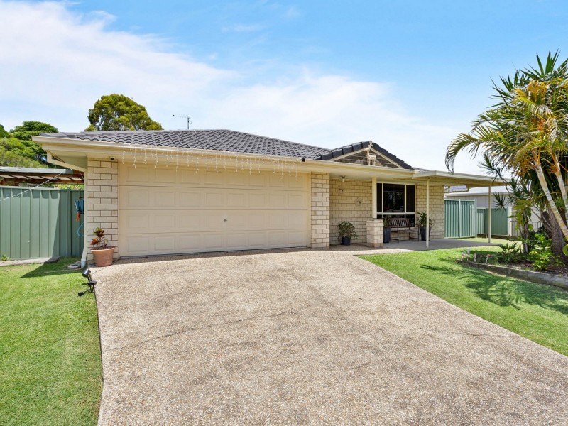 4 Breakwater Court, Deception Bay QLD 4508
