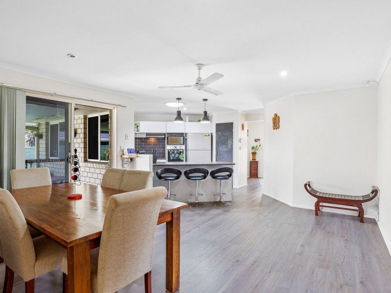 4 Breakwater Court, Deception Bay QLD 4508