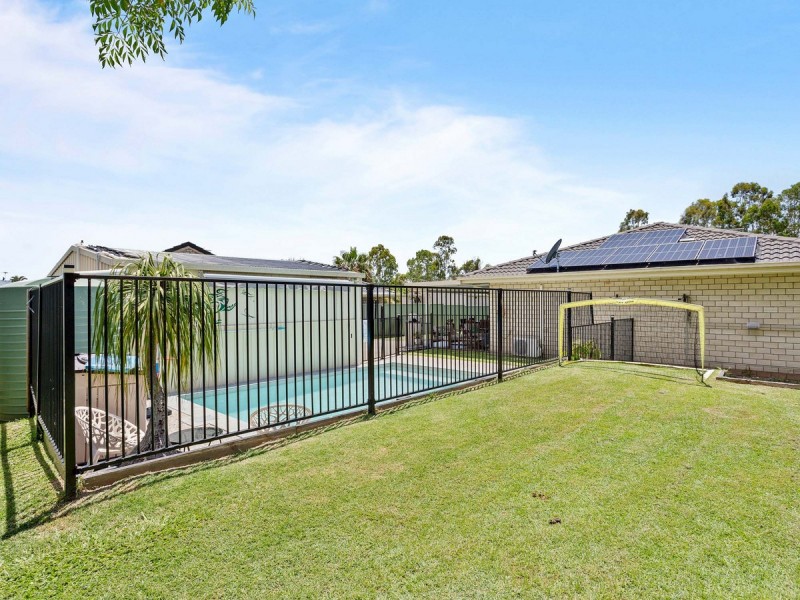 4 Breakwater Court, Deception Bay QLD 4508