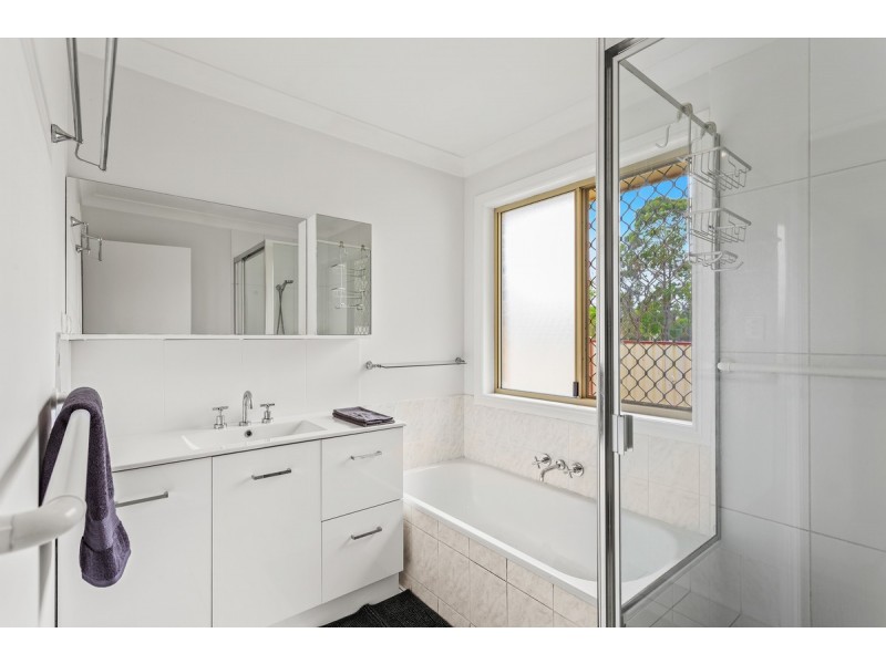 12 Lynette Court, Deception Bay QLD 4508