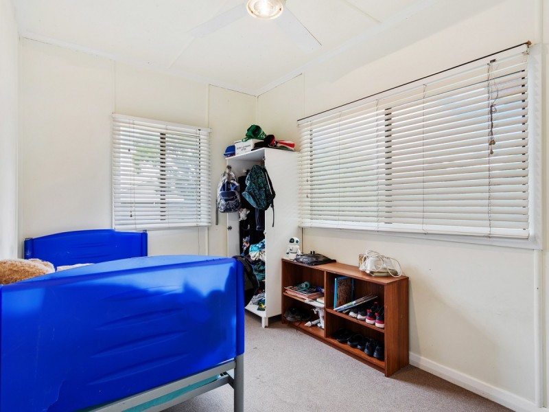 68 Georgina Street, Woody Point QLD 4019